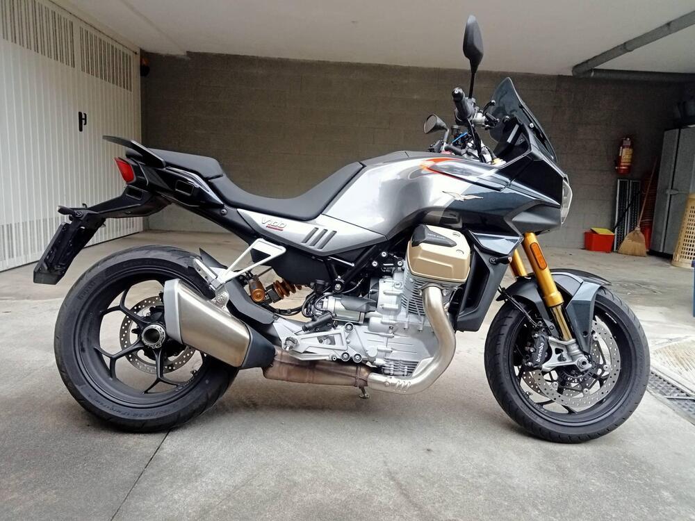 Moto Guzzi V100 Mandello S (2022 - 24) (5)