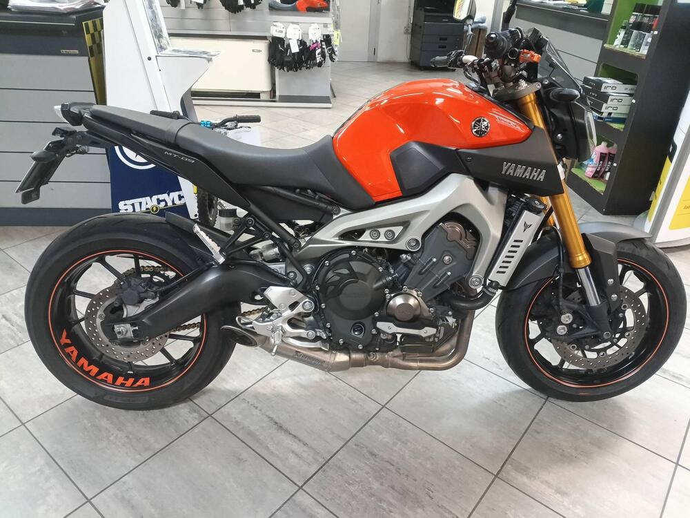 Yamaha MT-09 (2013 - 15) (5)