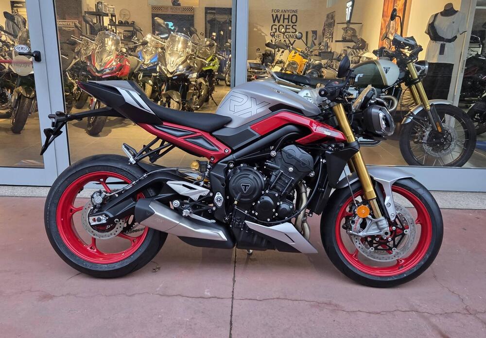 Triumph Street Triple 765 RX (2026) (2)