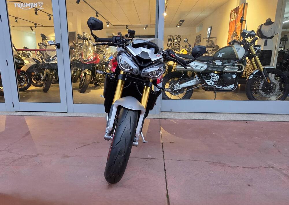 Triumph Street Triple 765 RX (2026) (5)