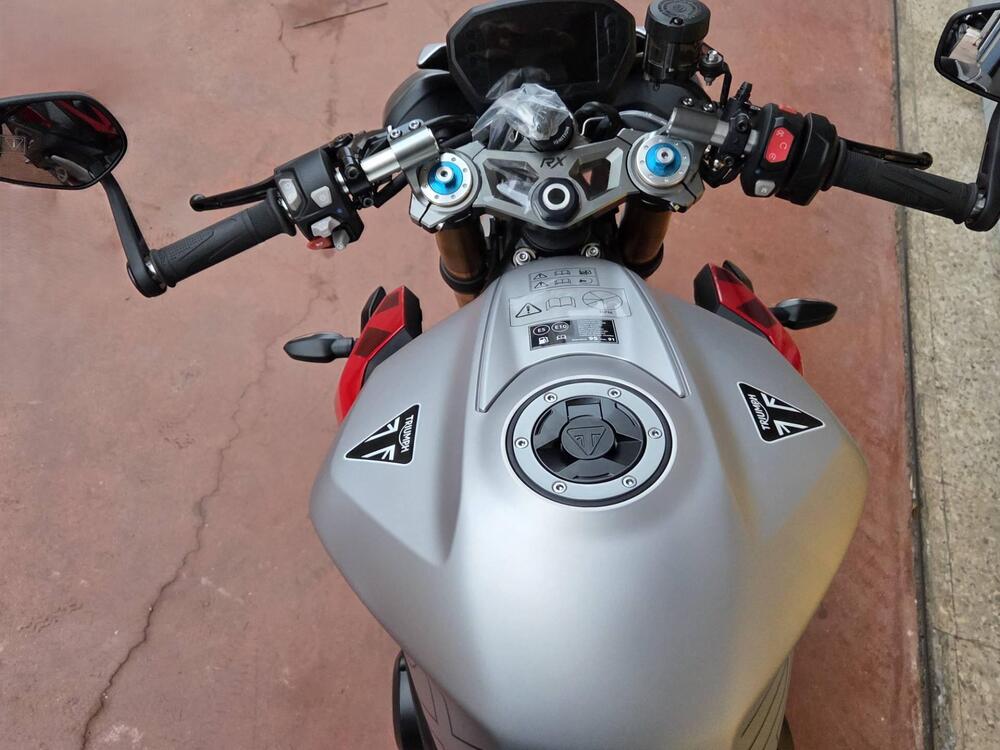 Triumph Street Triple 765 RX (2026) (11)