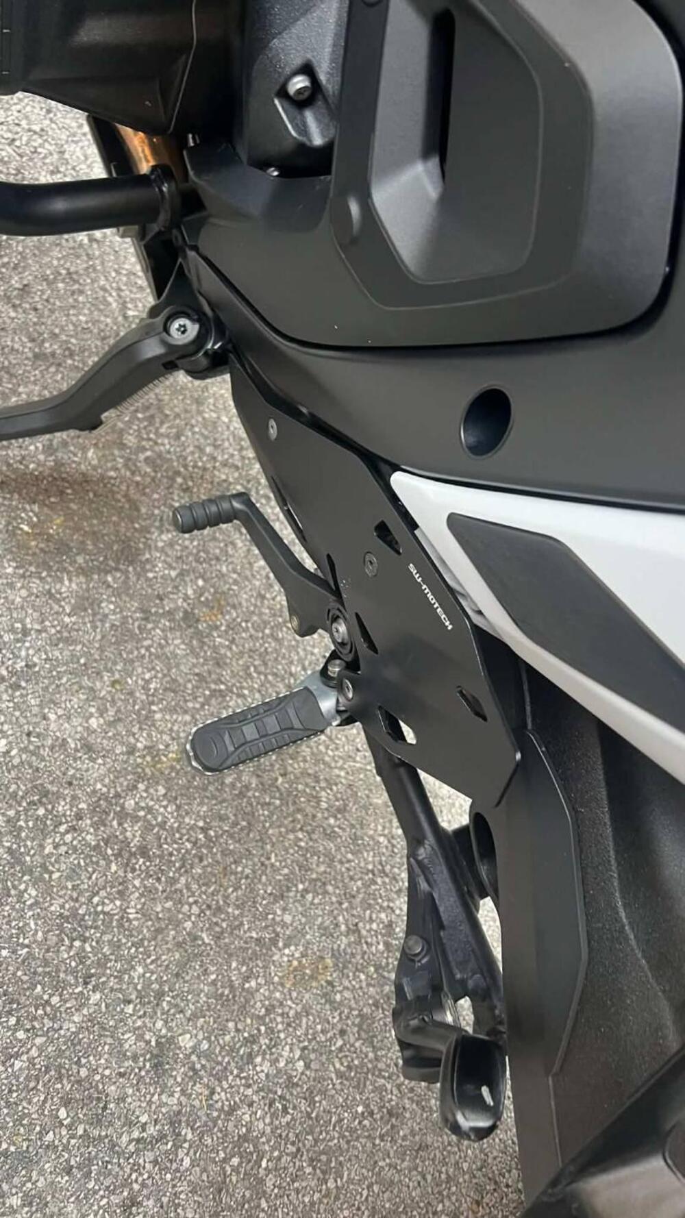 Bmw R 1300 GS Trophy (2023 - 25) (3)