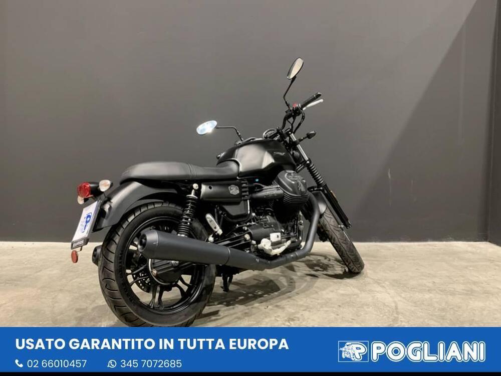 Moto Guzzi V7 III Stone (2017 - 20) (4)