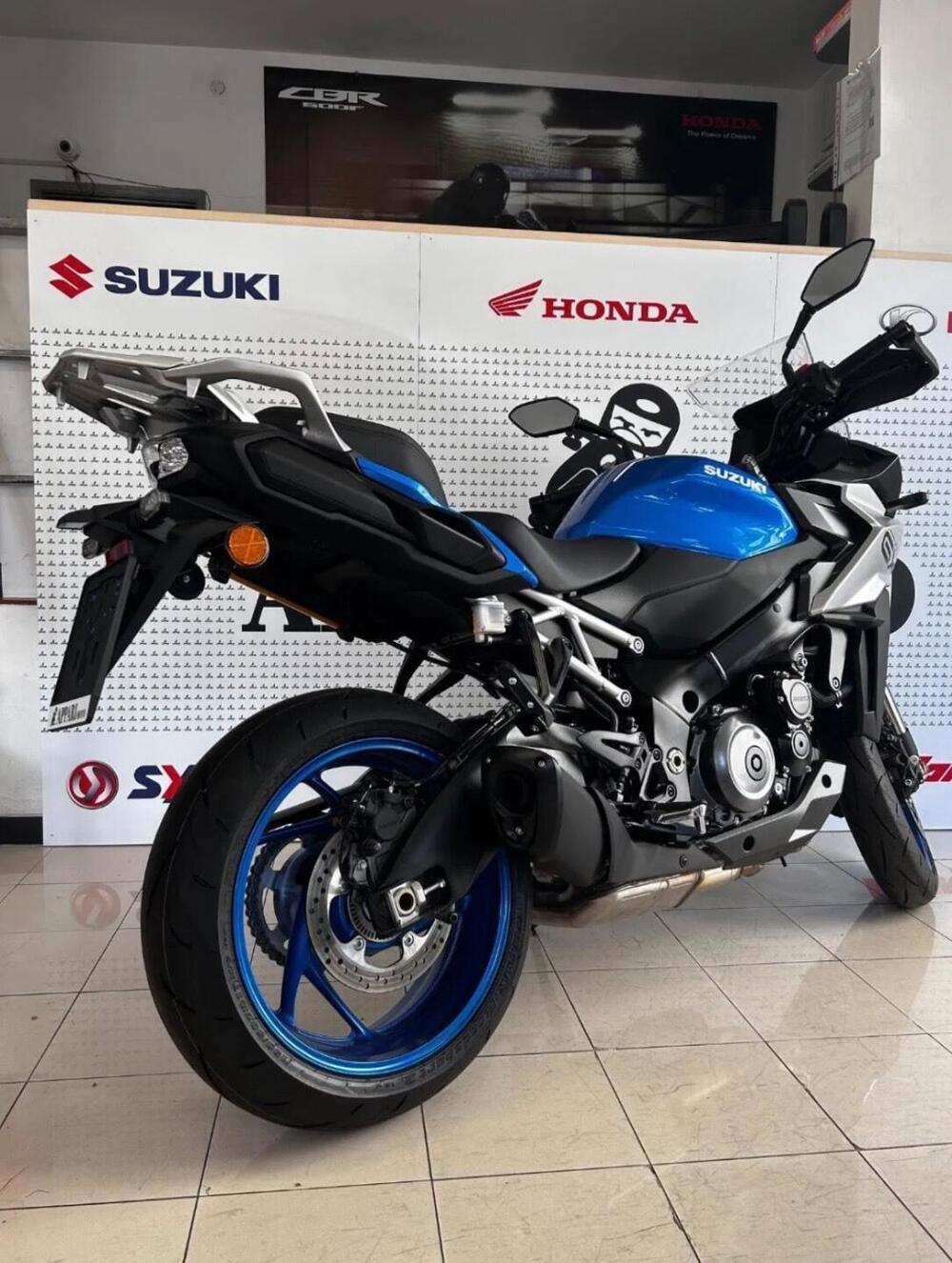Suzuki GSX-S1000GT (2022 - 24) (5)