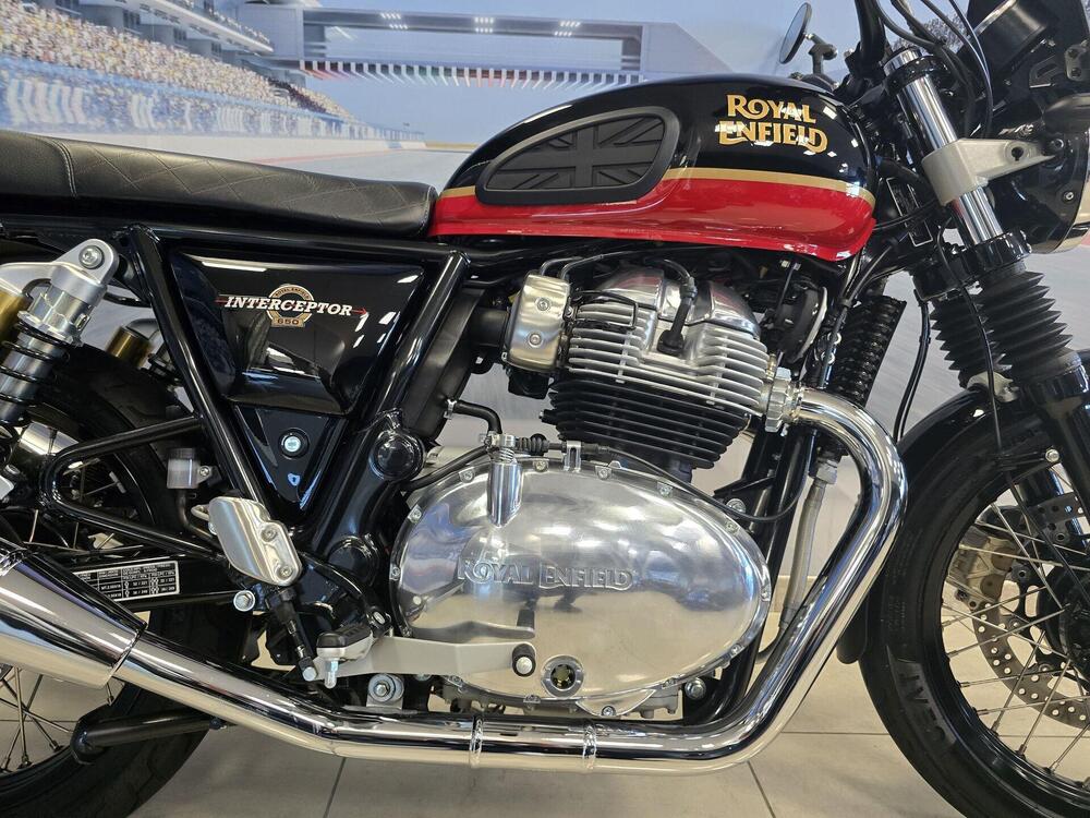 Royal Enfield Interceptor 650 (2021 - 25) (20)