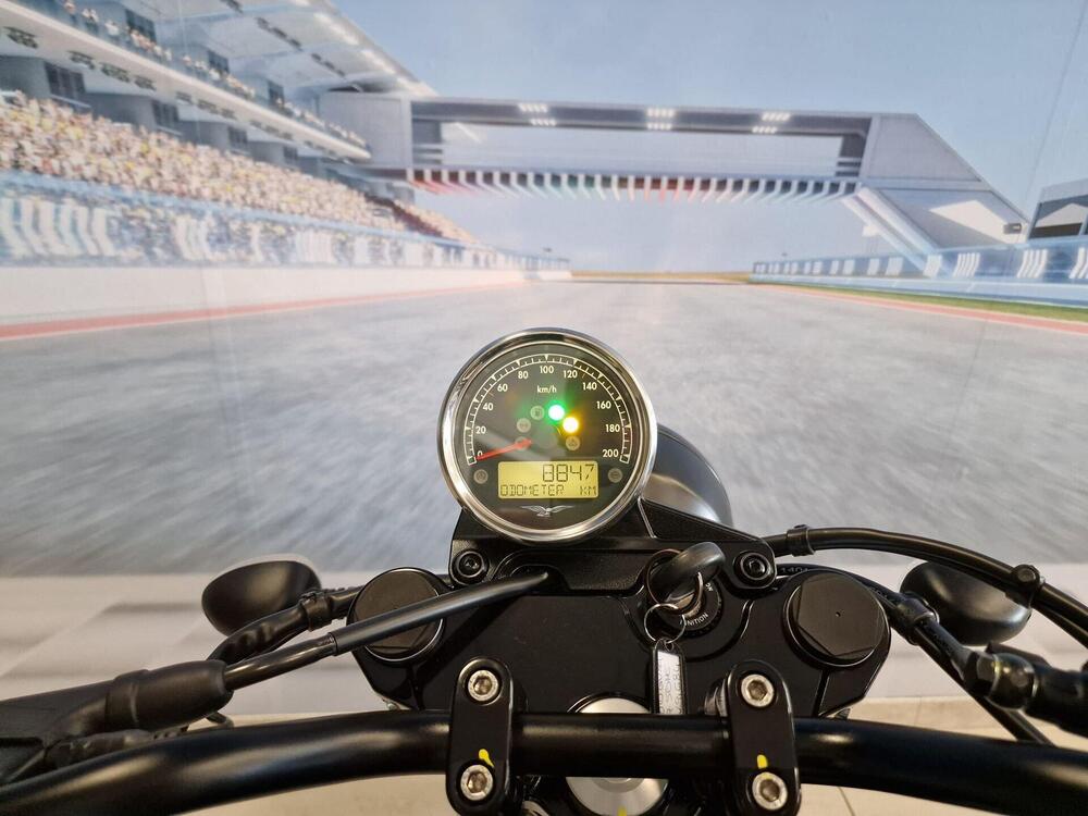 Moto Guzzi V7 III Stone (2017 - 20) (20)