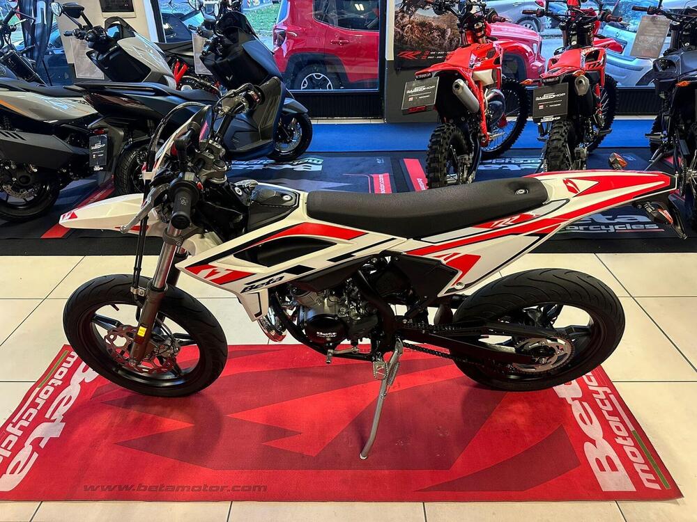 Betamotor RR 50 Motard (2021 - 25) (6)