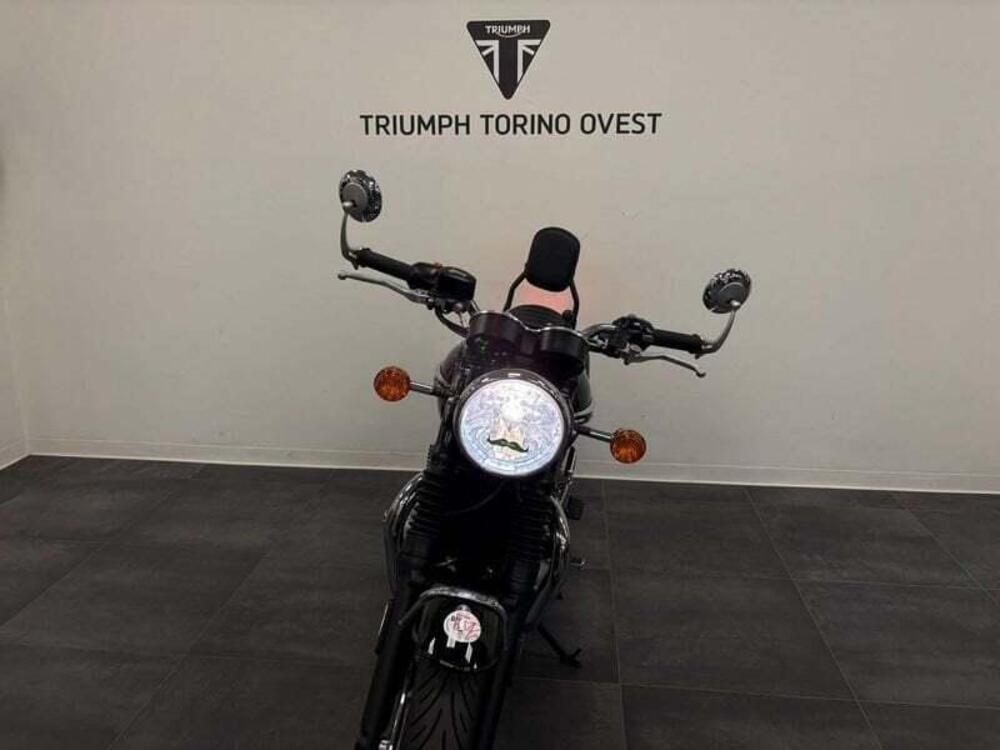 Triumph Bonneville T120 (2021 - 25) (2)
