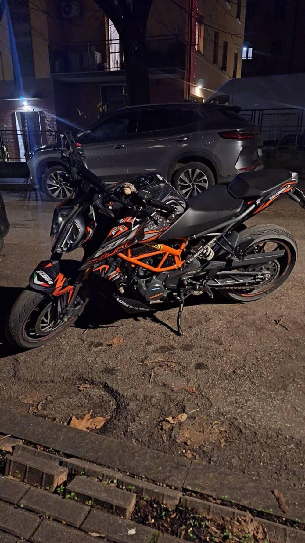 KTM 125 Duke (2021 - 23) (5)