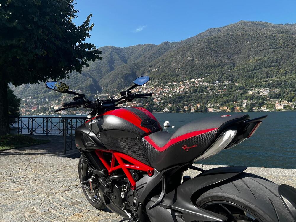 Ducati Diavel 1200 Carbon (2014 - 16) (3)