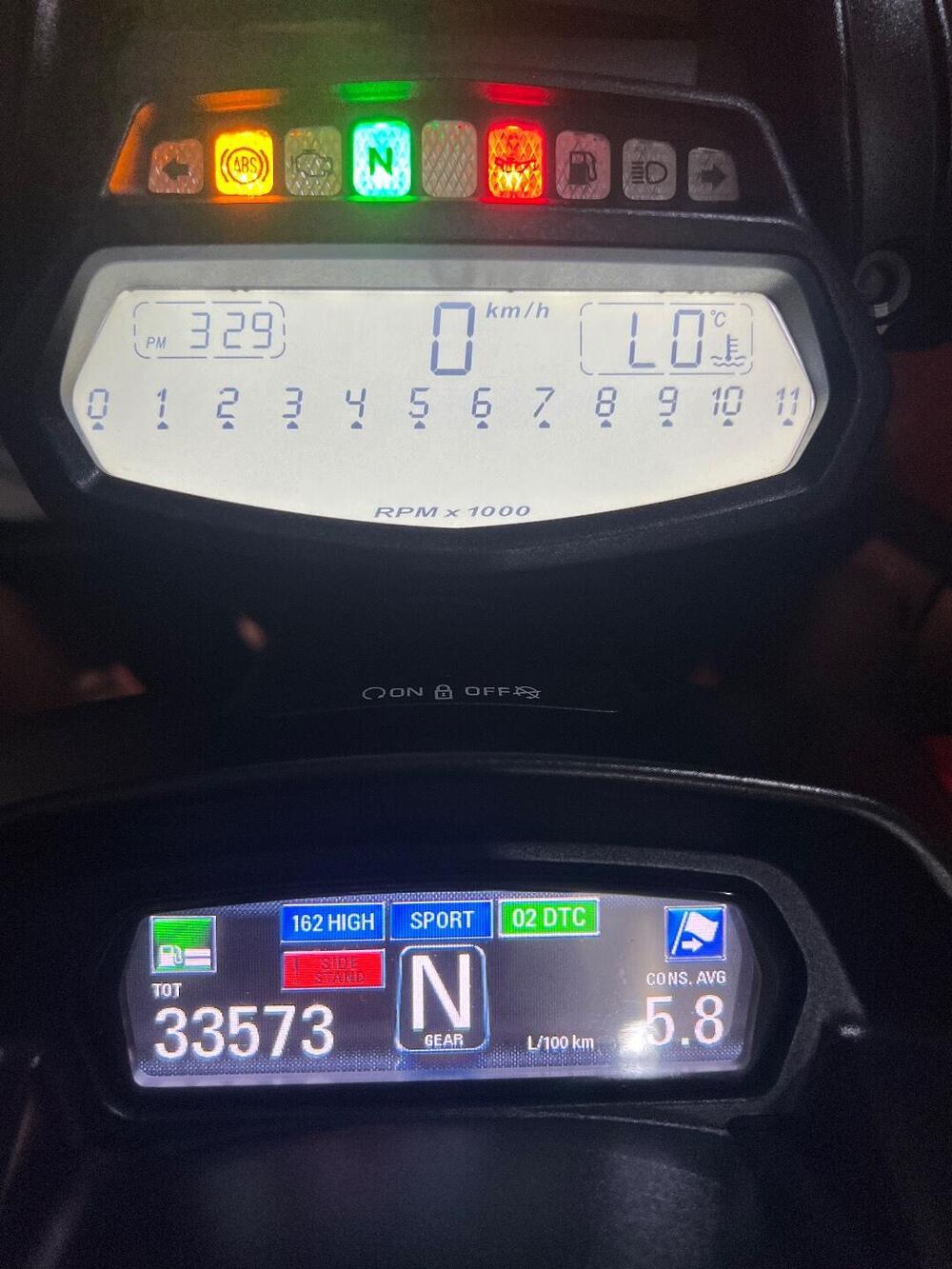 Ducati Diavel 1200 Carbon (2014 - 16) (7)