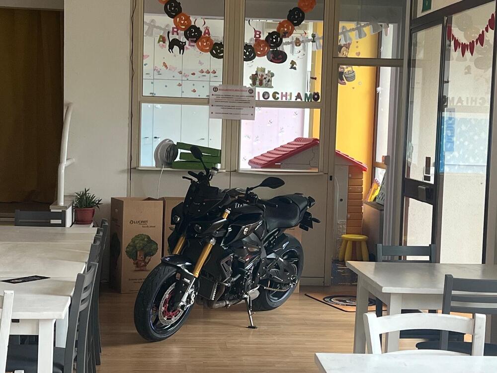 Yamaha MT-10 ABS (2016 - 17) (14)