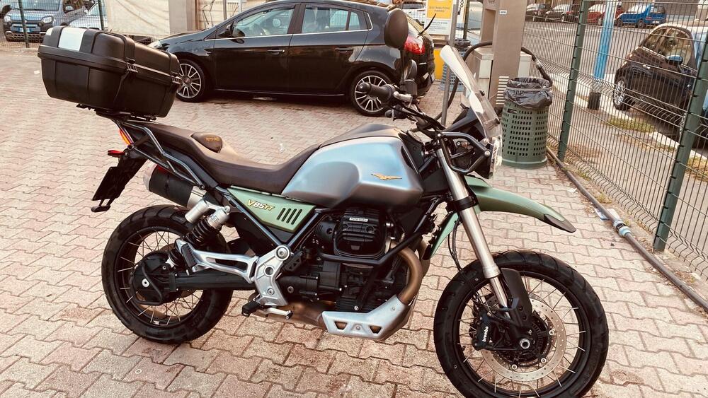 Moto Guzzi V85 TT Centenario (2021 - 22) (7)