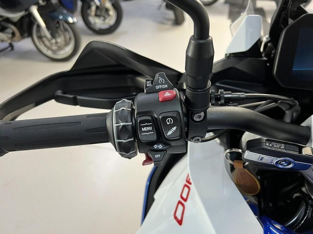 Bmw F 900 XR (2025) (6)