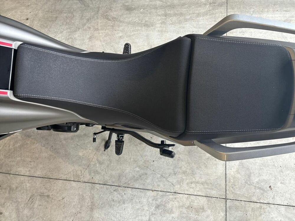 Moto Morini X-Cape 650 (2021 - 26) (9)