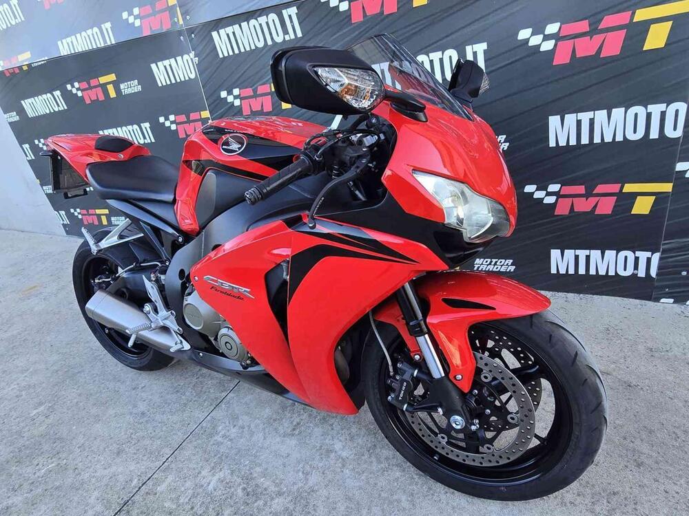 Honda CBR 1000 RR Fireblade (2008 - 11) (4)
