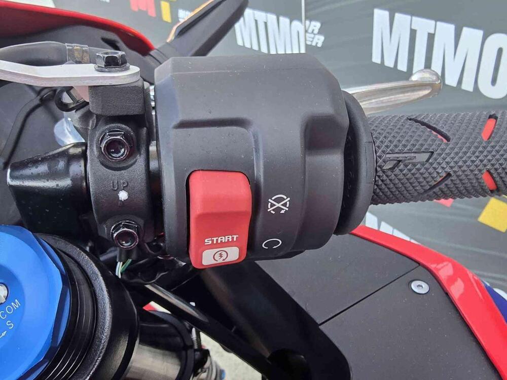 Honda CBR 600 RR (2024 - 25) (14)