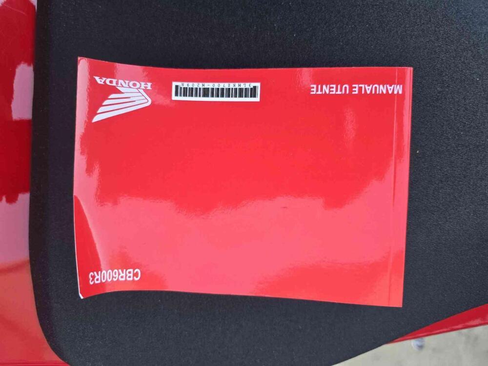 Honda CBR 600 RR (2024 - 25) (18)