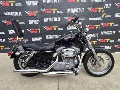 Harley-Davidson 883 Custom (2006 - 07) - XL 883C usata