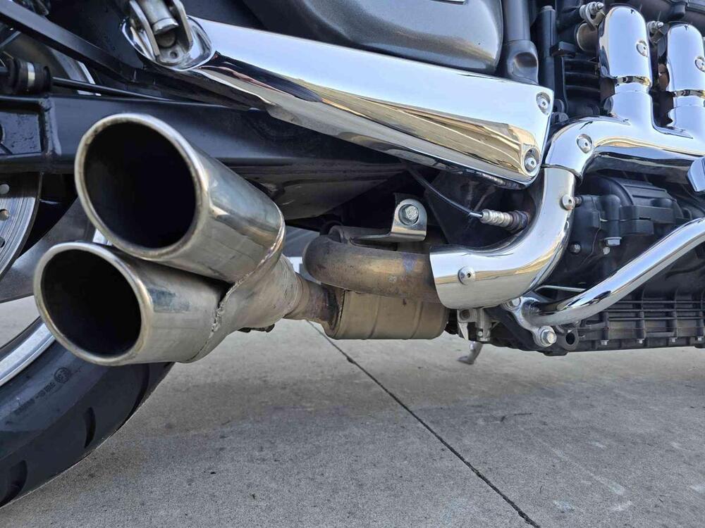 Triumph Rocket 3 Classic (2006 - 11) (16)