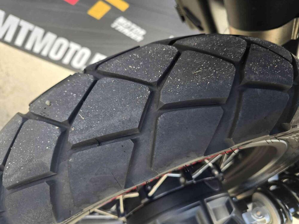 Moto Guzzi V85 TT (2019 - 20) (14)