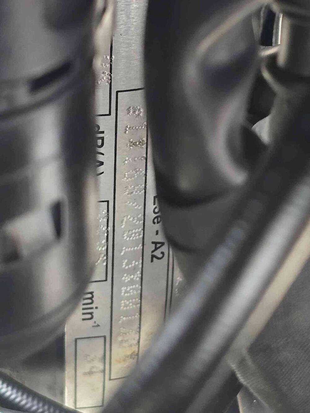 Moto Guzzi V7 III Stone (2017 - 20) (18)