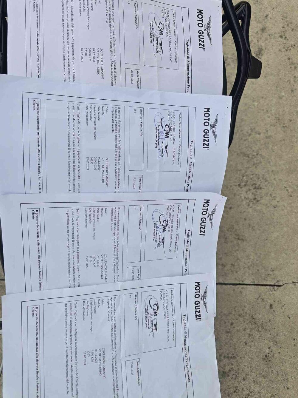 Moto Guzzi V7 III Stone (2017 - 20) (20)