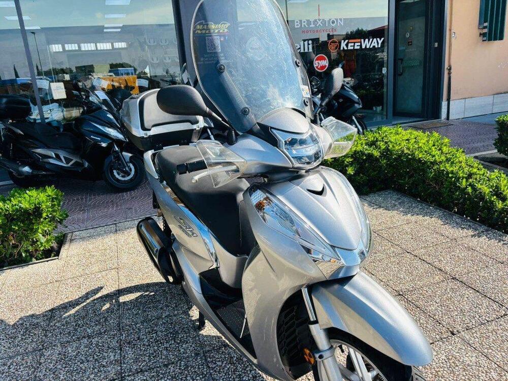 Honda SH 300 i ABS (2016 - 20) (6)