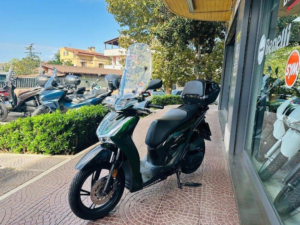 Honda SH 150i (2024 - 25) (7)