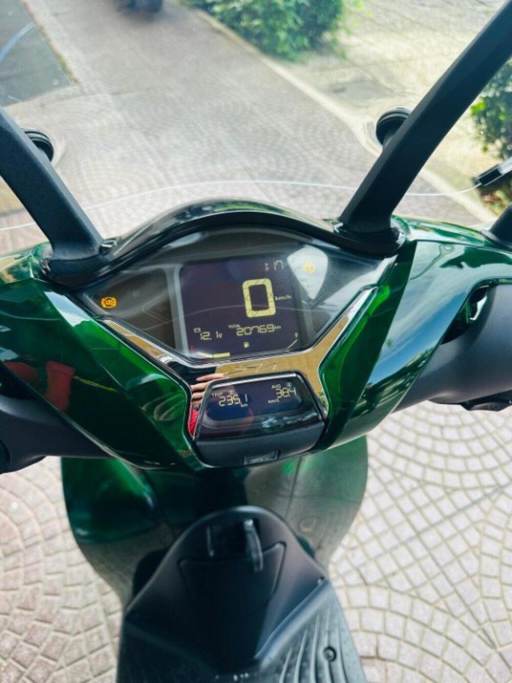 Honda SH 150i (2024 - 25) (2)