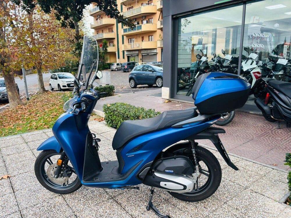 Honda SH 150i (2024 - 25) (14)