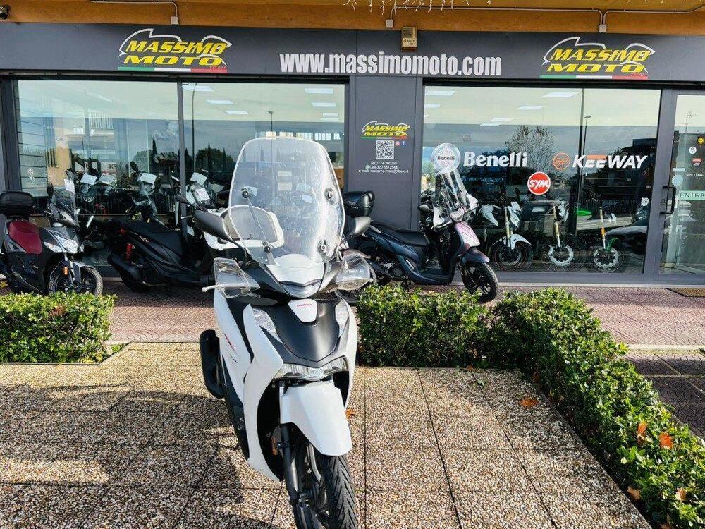 Honda SH 150i (2024 - 25) (5)