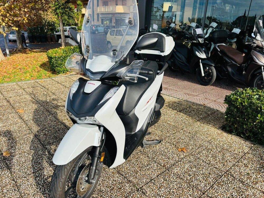 Honda SH 150i (2024 - 25) (3)