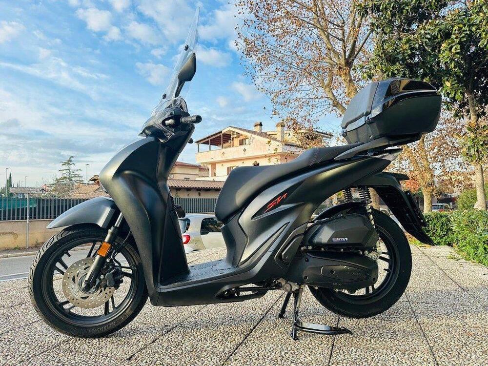 Honda SH 125i Sport (2022 - 23) (12)