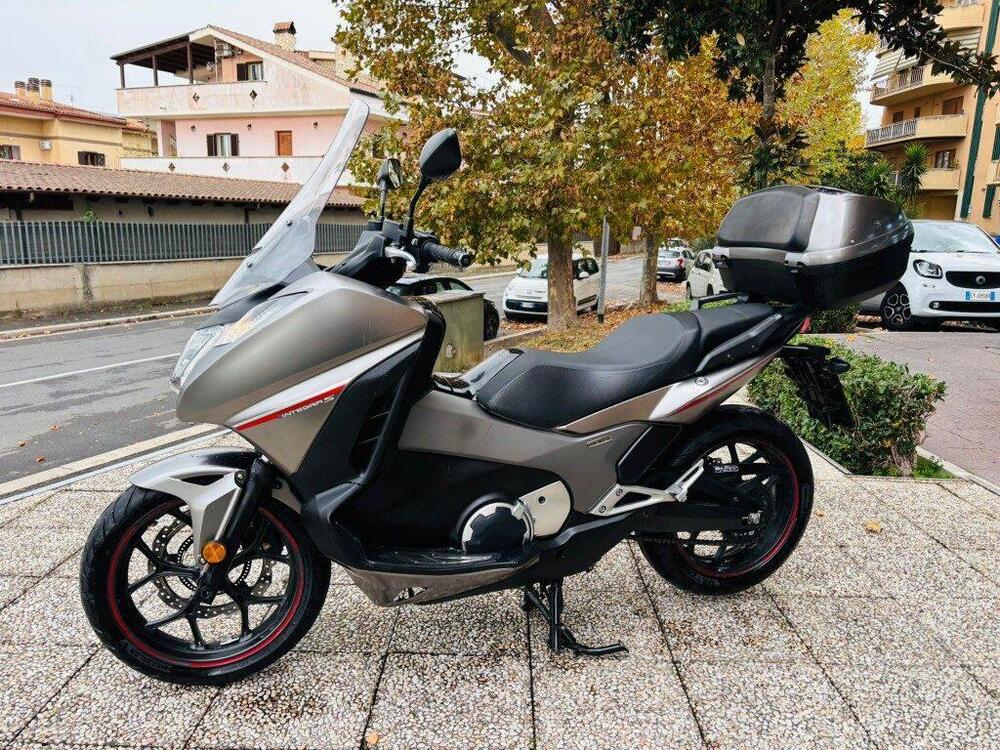 Honda Integra 750 DCT Sport (2017) (17)