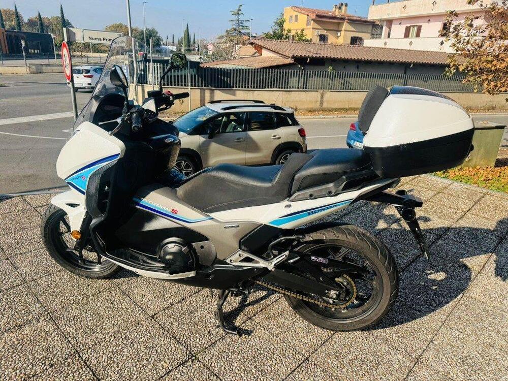 Honda Integra 750 DCT (2016 - 17) (4)
