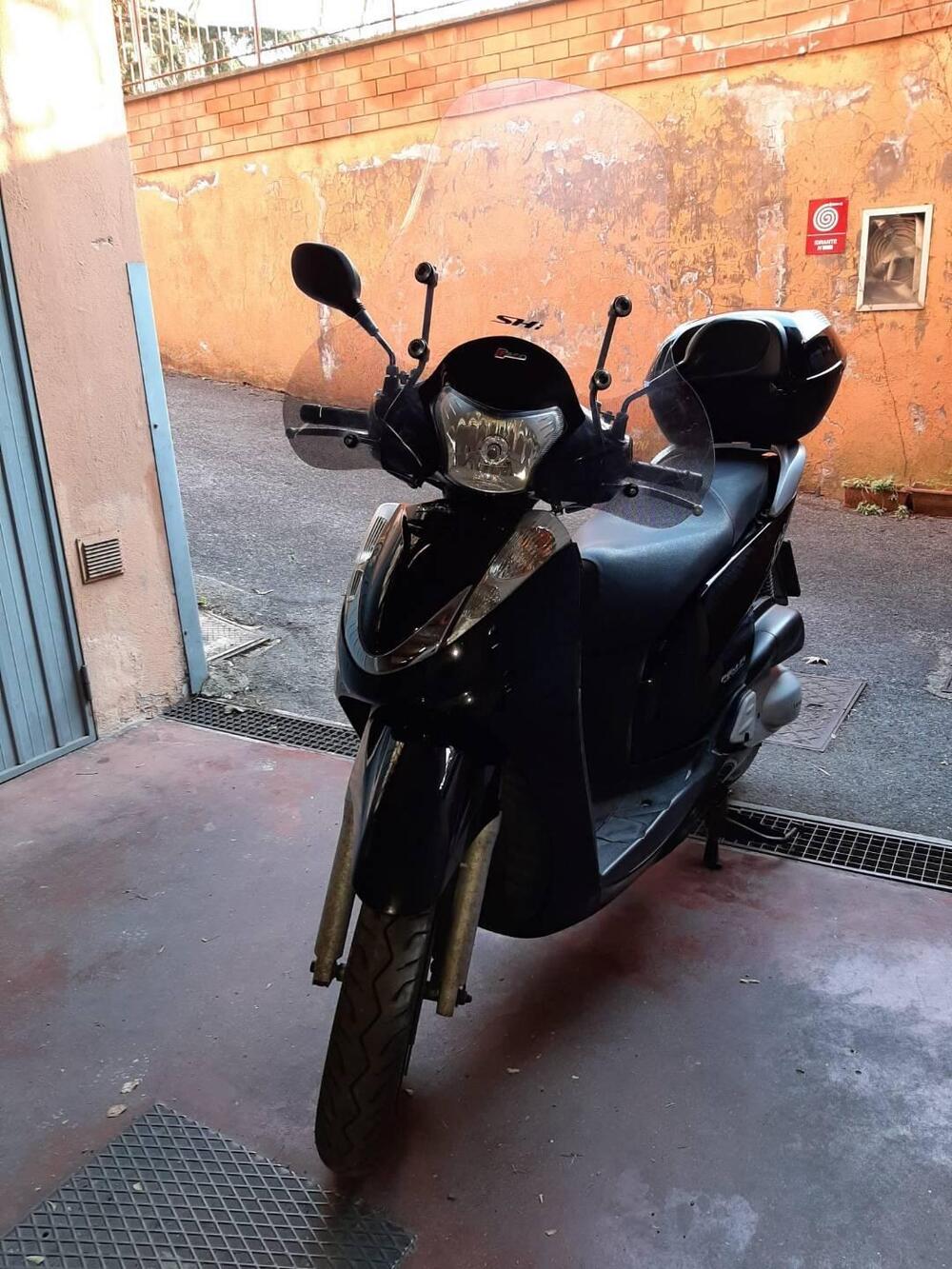 Honda SH 300 i (2006 - 10) (3)