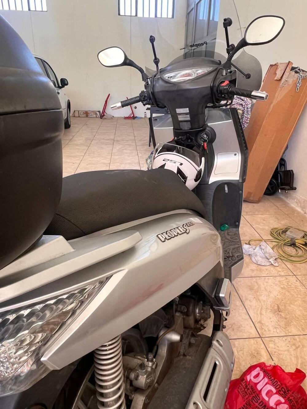 Kymco People 250 S (3)