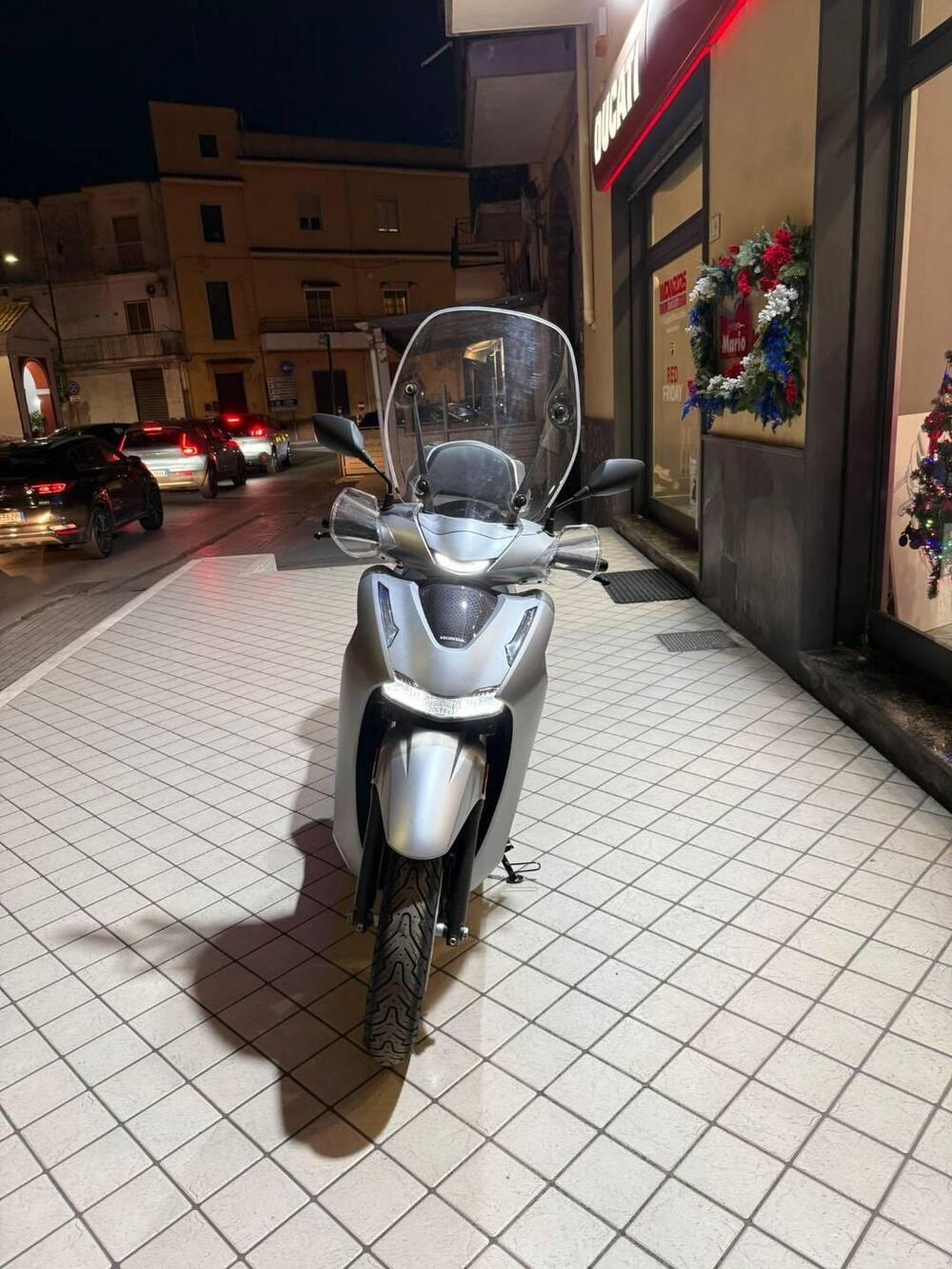 Honda SH 350 (2021 - 24) (2)