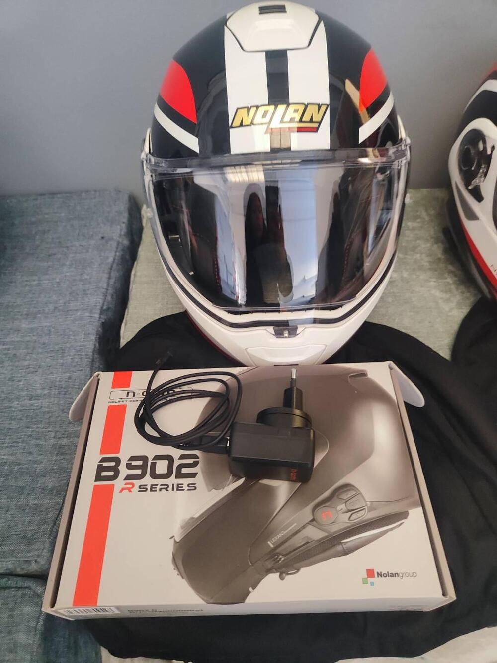 CASCHI NOLAN 50 ANNIVERSARIO CON B902 R SERIES COM (2)