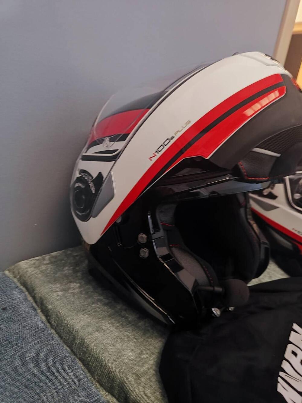 CASCHI NOLAN 50 ANNIVERSARIO CON B902 R SERIES COM (4)