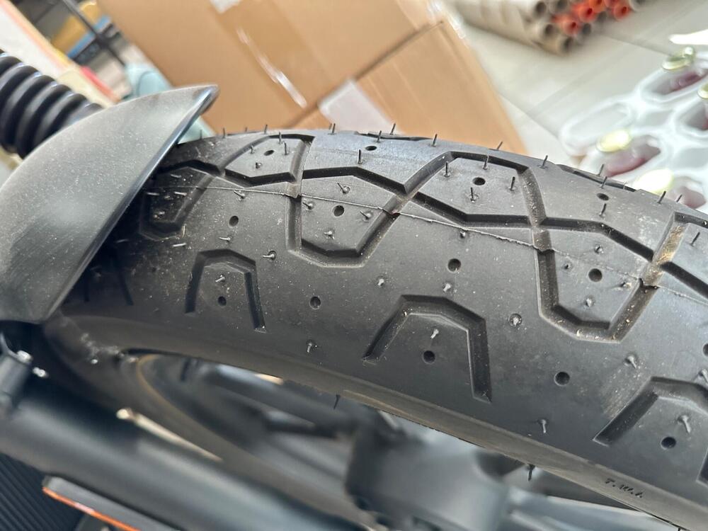 Triumph Street Twin 900 (2021 - 22) (4)