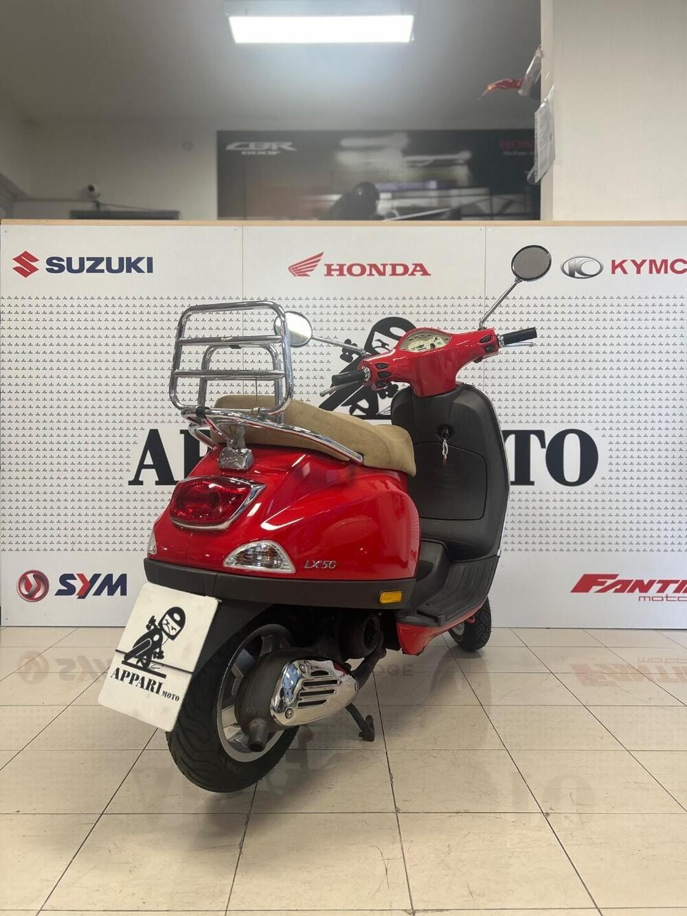 Vespa LX 50 2T (2009 - 14) (2)