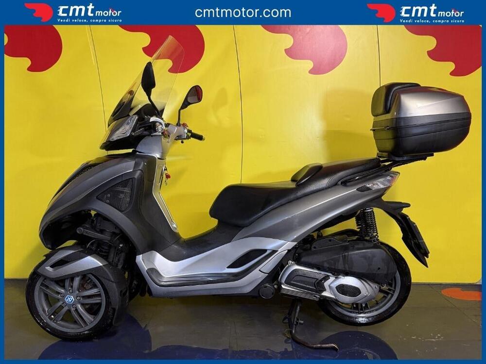 Piaggio MP3 300 (2010 - 11) (3)