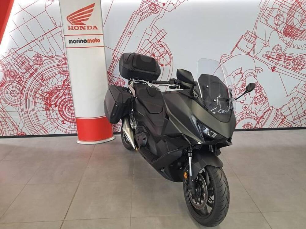 Honda Forza 750 (2025) (3)