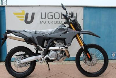 Suzuki DR-Z4S (2025) nuova