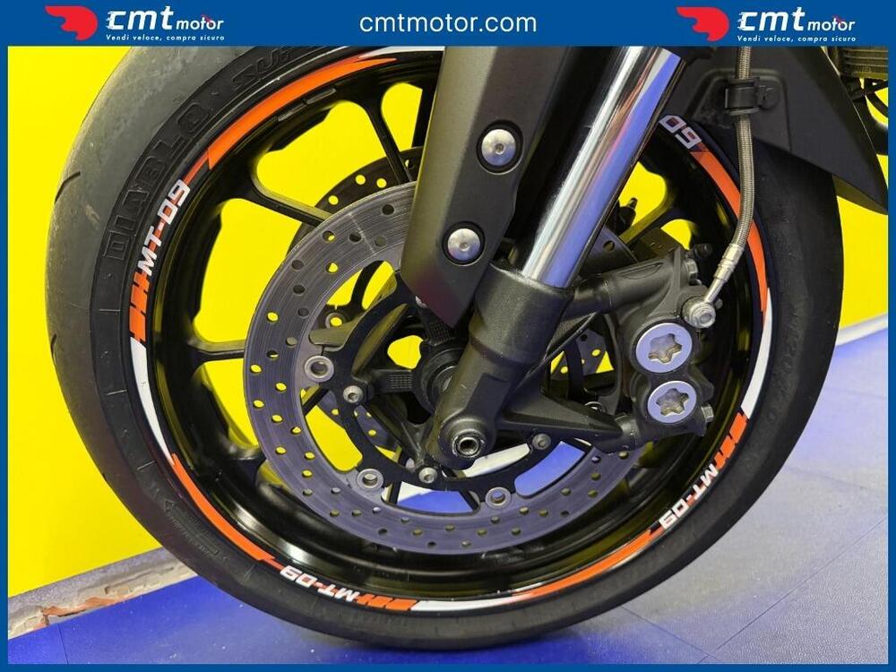 Yamaha MT-09 (2013 - 15) (12)