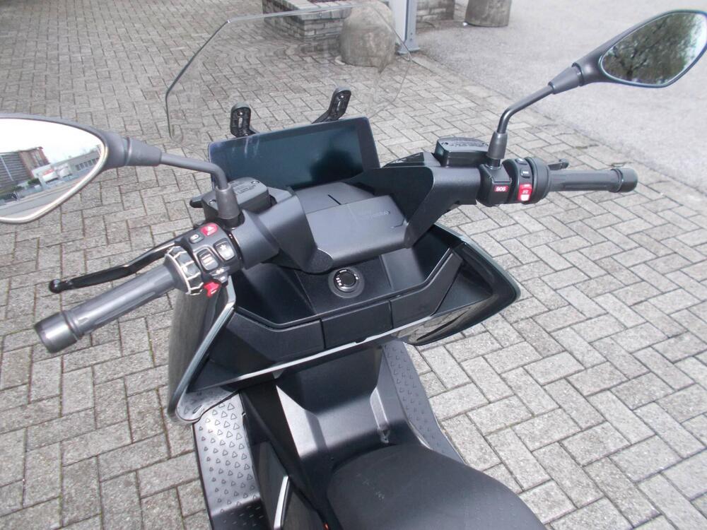 Bmw CE 04 (2021 - 25) (5)