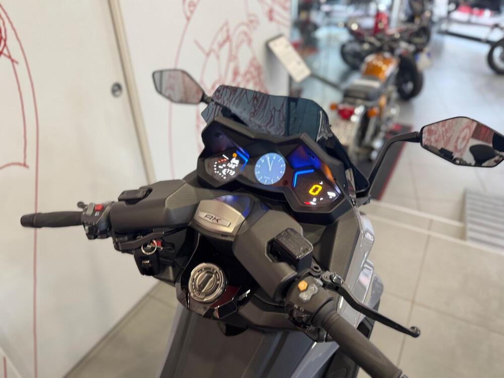 Kymco AK 550 (2017 - 19) (8)