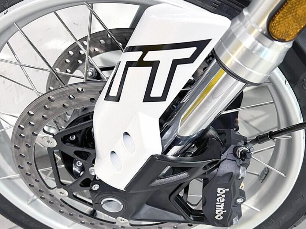 Moto Guzzi V85 TT (2024 - 25) (3)